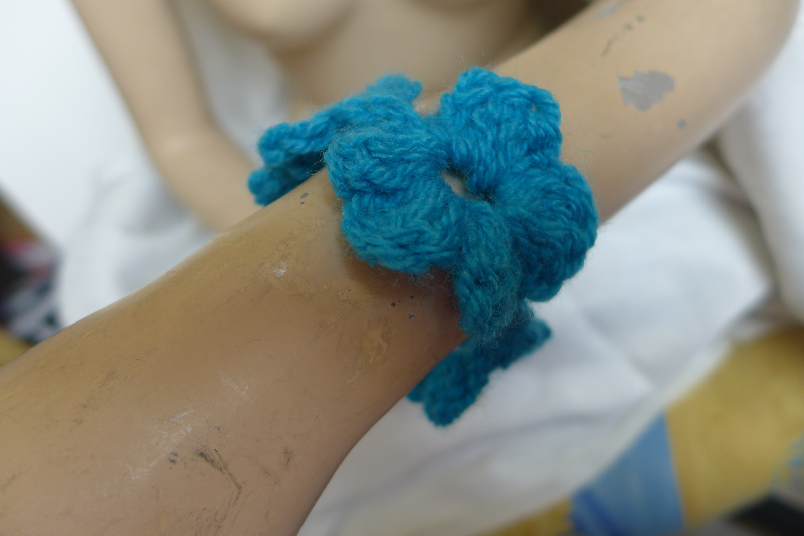 Bracele Handmade Crocheted Soft Blue Acrylic Wool Flower Shape Pattern Gift