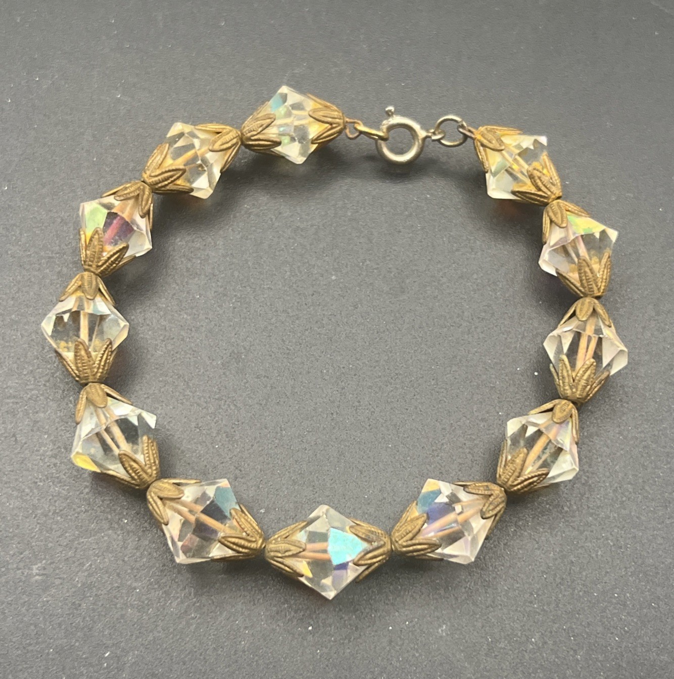 Vtg Wire Diamond Faceted AB Coated Crystal Beads W/Gold Toned End Caps Bracelet