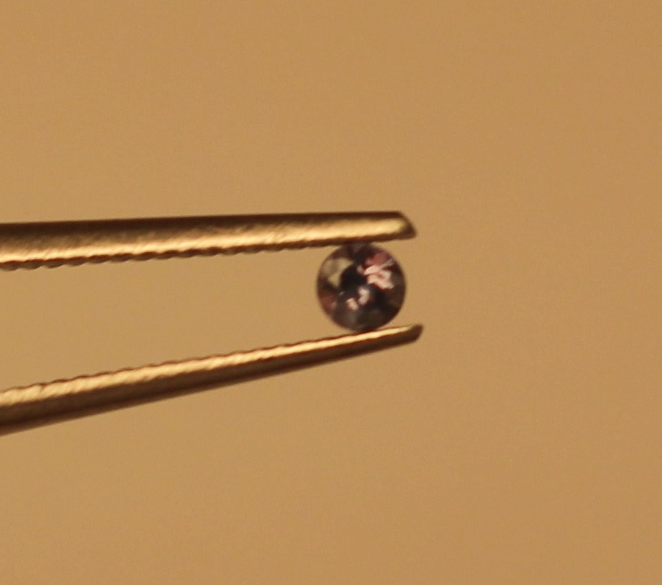 Natural 0.09ct Round Cut Color Changing Loose Alexandrite