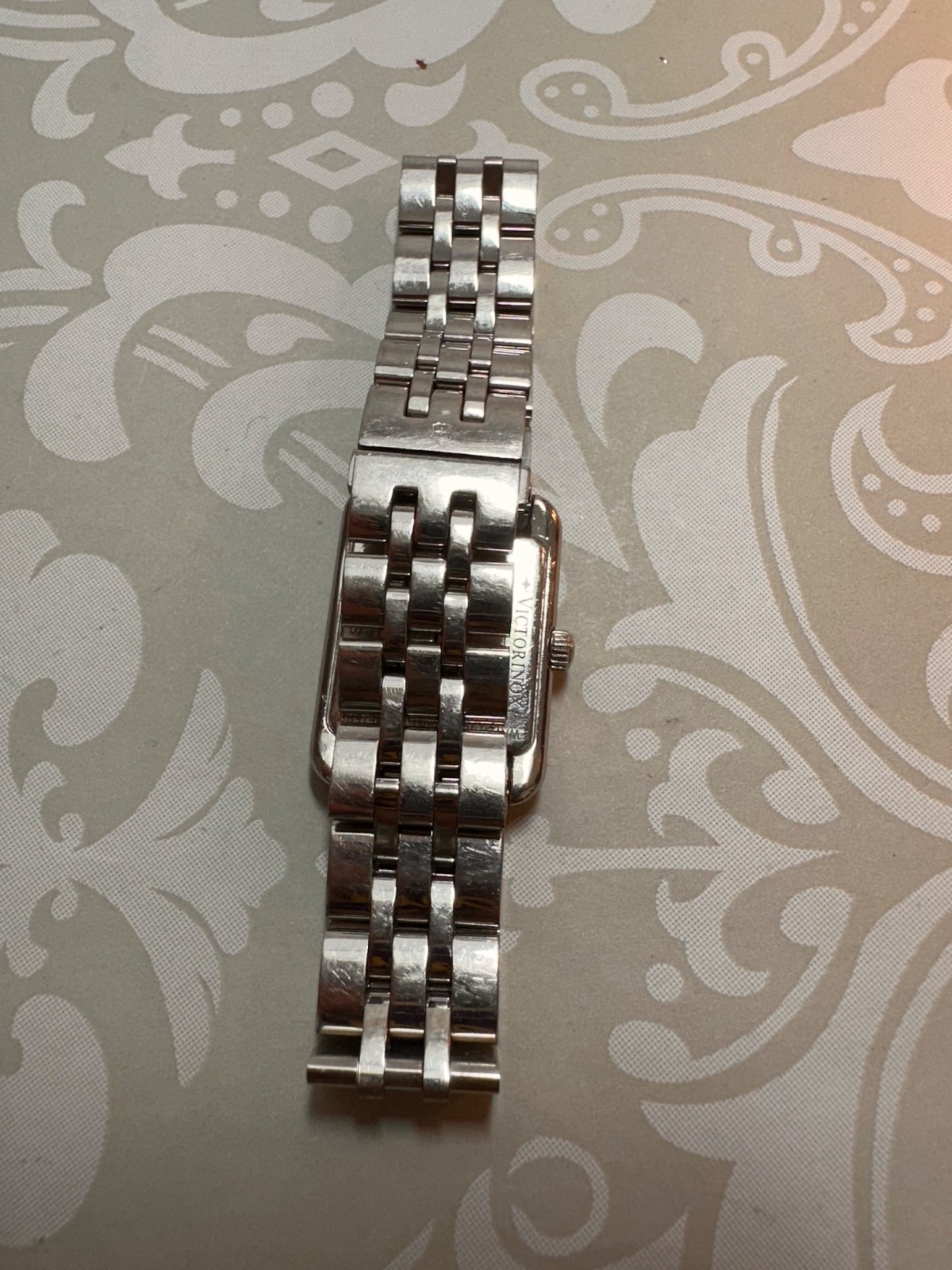Victorinox Swiss Army Alliance Watch Silvertone Sapphire Crystal AS IS