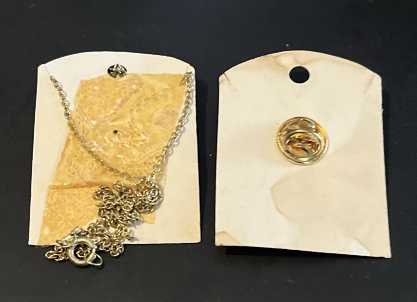 Blue & Yellow Space Man PAC-MAN & Ghost Necklace & Push Pin Set NOS