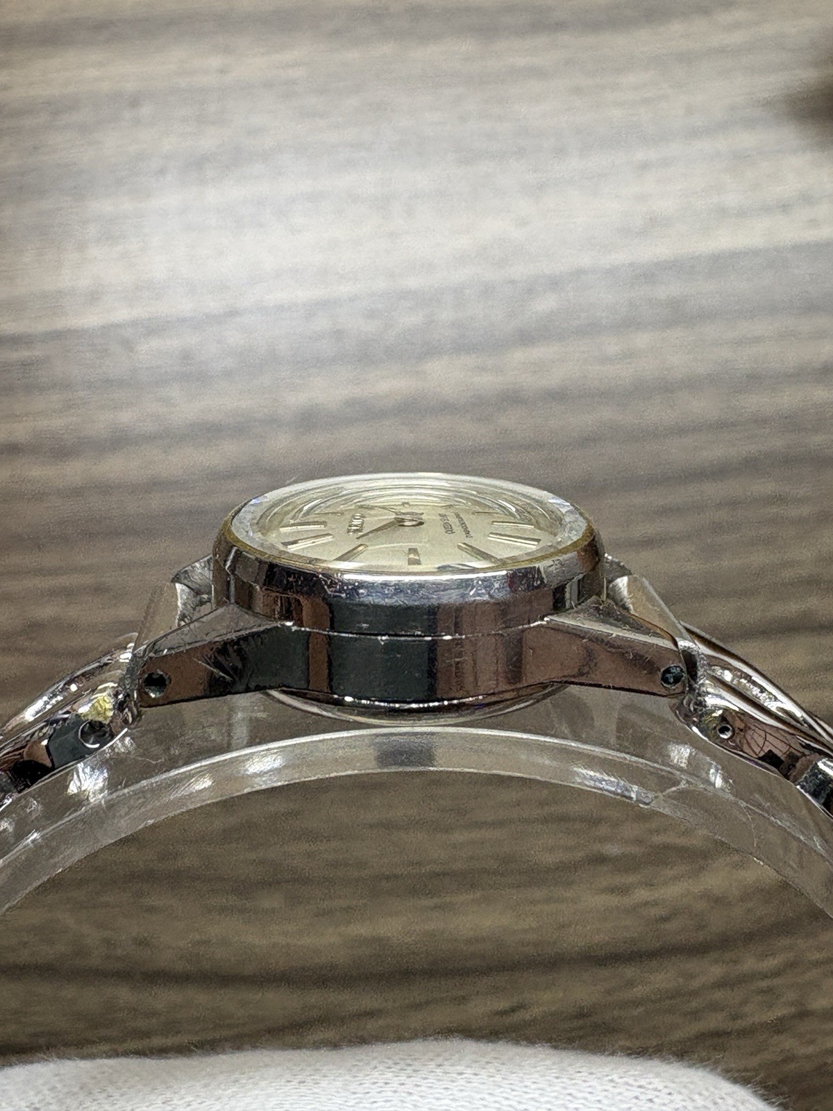 SEIKO Queen Seiko 1020-0010 Vintage 1975 Hand-Winding Ladies 14K WGF Japan