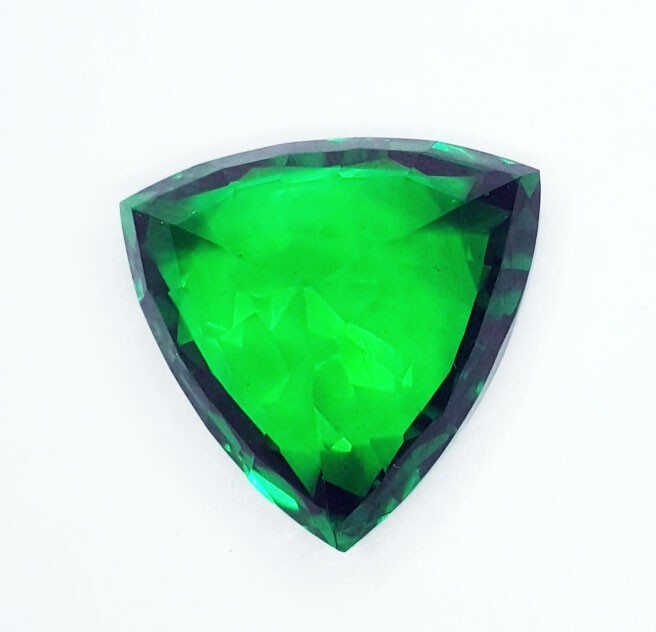 Loose Gemstone Natural Tsavorite Green Garnet 18 Ct Certified Trillion Cut A44