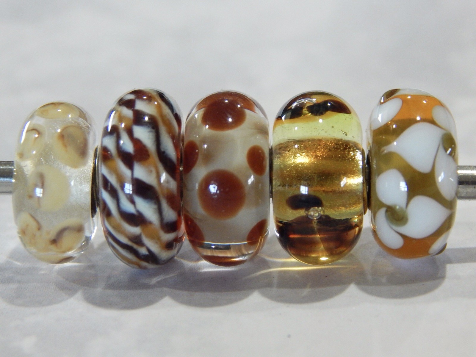 TROLLBEADS Fur Dot BEAD #1 RARE & RETIRED 2008 MUSEUM BEAD (ONE BEAD) NEW!