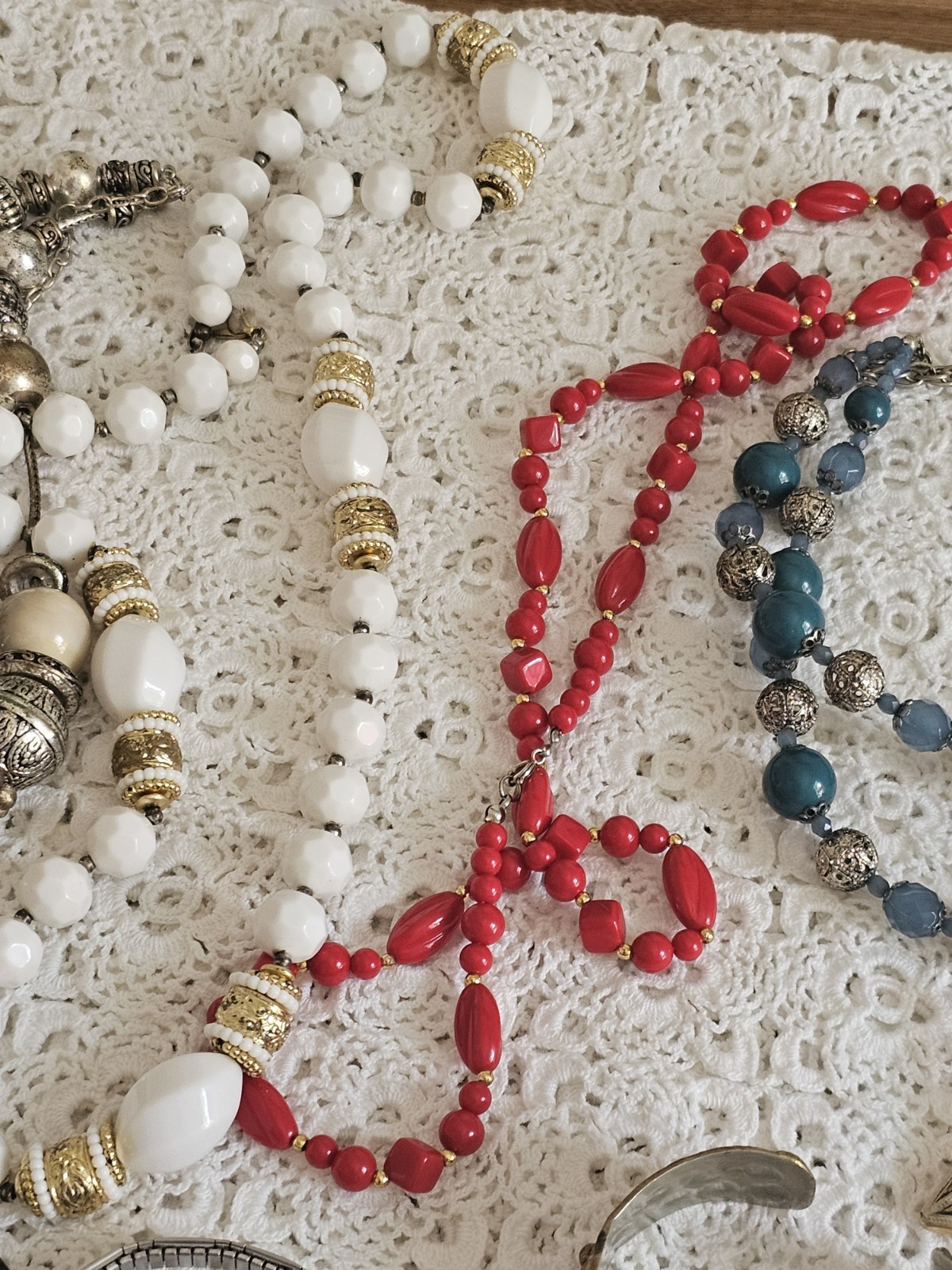 Vintage Costume Jewelry Bundle – 12 Pcs.