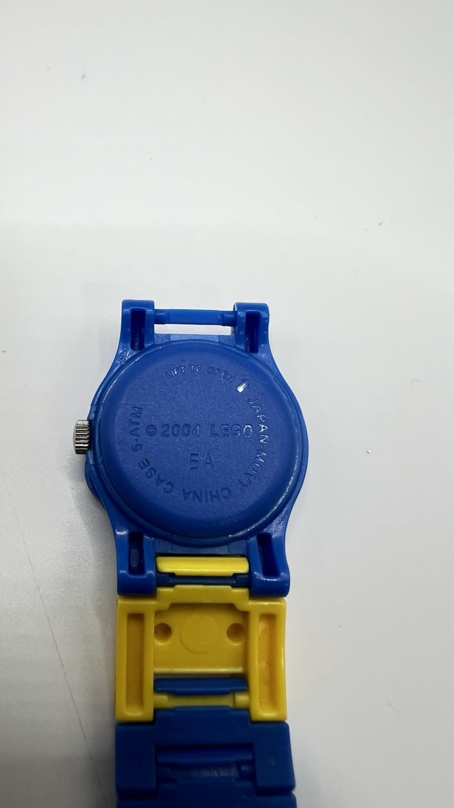 LEGO Unisex Kids Quartz Analog Wristwatch 12-Hour, Multicolor Band, Blue 2004