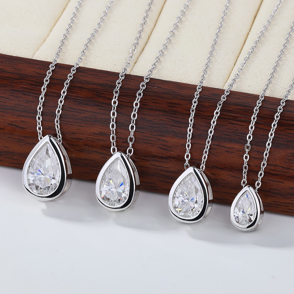 1-4CT Pear Cut Moissanite Solitaire Pendant Necklace 925 Sterling Silver Chain