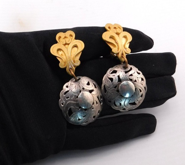 VTG Marjorie Baer MB SF Mixed Metal Etched Earrings Dangle Boho Clip On