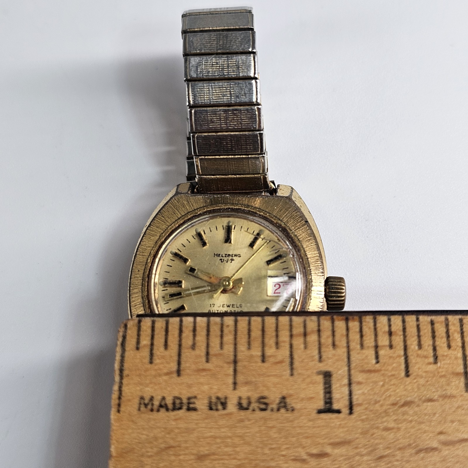 Vintage Helzberg VIP Ladies Wristwatch Autmatic 17 Jewels Parts/Repair Gold Tone