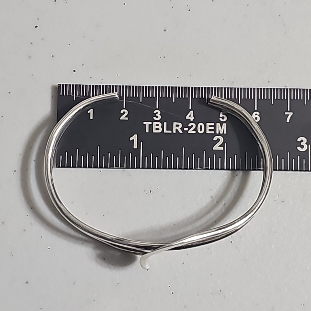 .925 Sterling Silver Cuff Bracelet, 2 1/2″ x 1 3/4″, 13.43g., 5mm