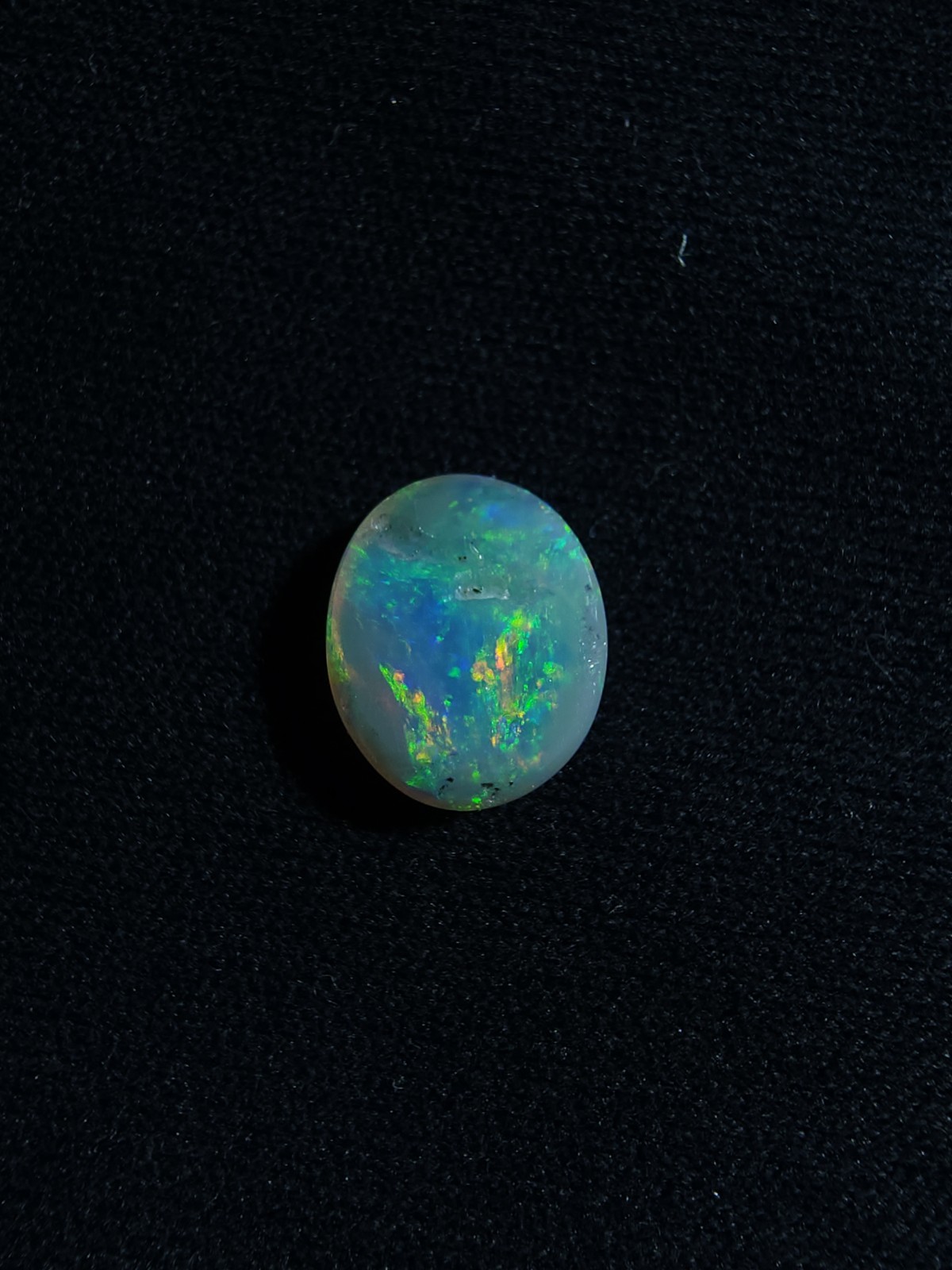 Australian Lightning Ridge 0.90ct Rainbow Crystal Nobby Opal