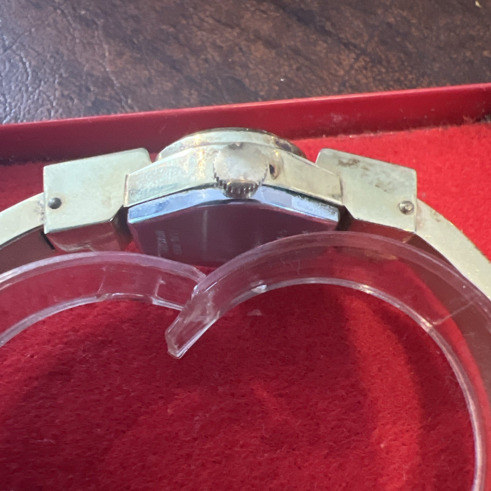 Consul Swiss Women Fond Acier Inoxydable Bangle Mechanical Wind Watch Peek A Boo