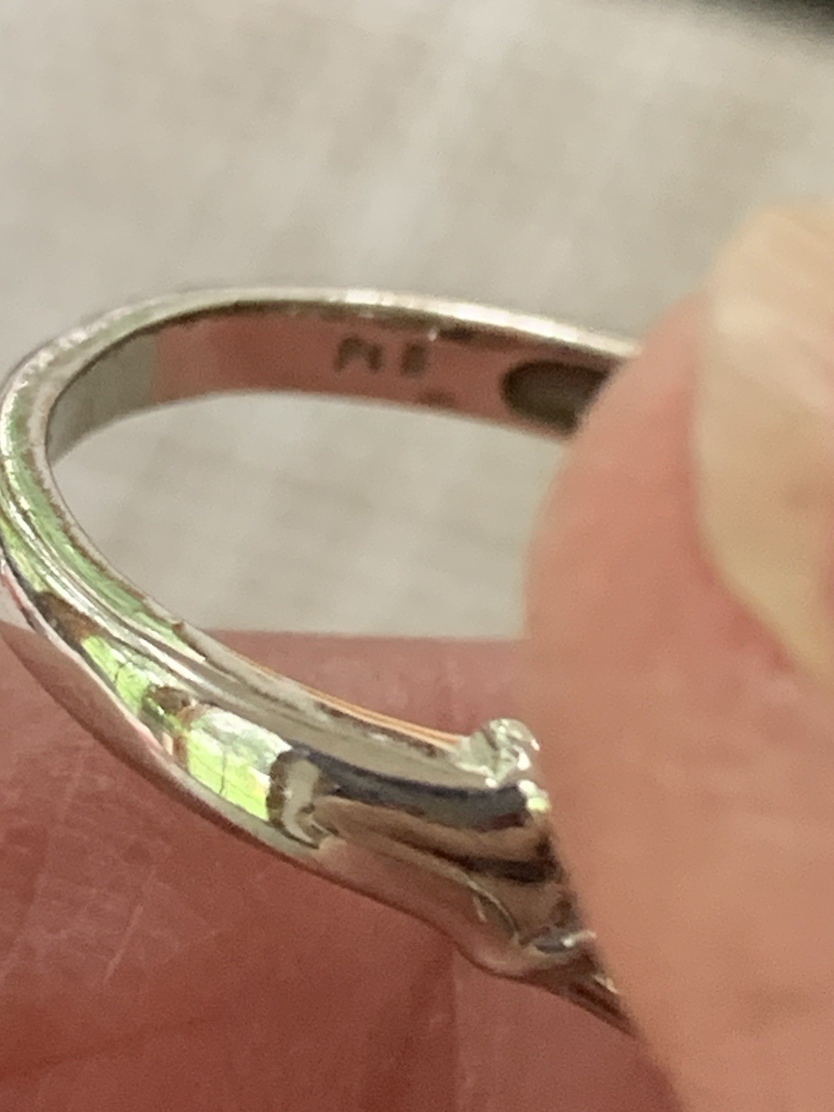 Karis STS Clear Amethyst Green Peridot Cocktail Ring Size 7.75
