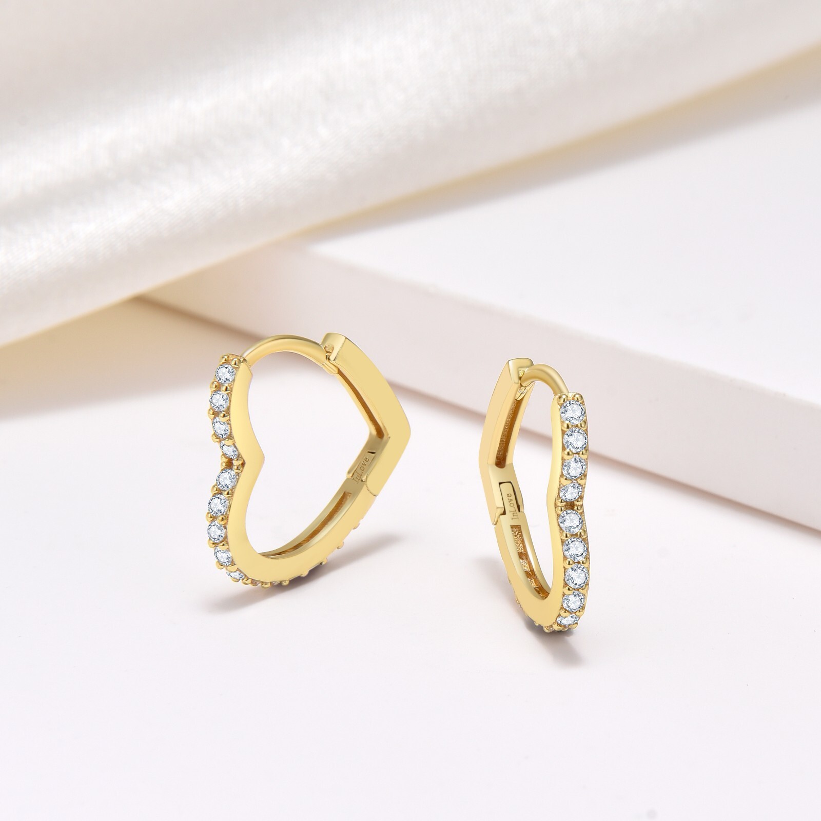18ct Gold Vermeil Ladies Heart Hoop Earrings – Pair , 16mm