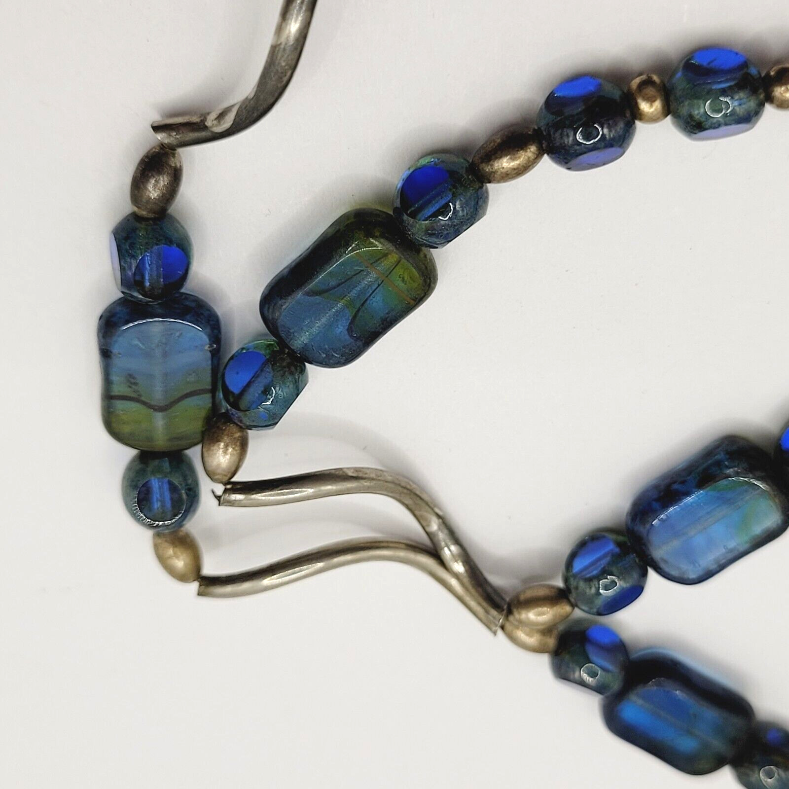 Vintage Blue Green Translucent Art Glass Necklace Wavy Silver Tone Alloy 18 in
