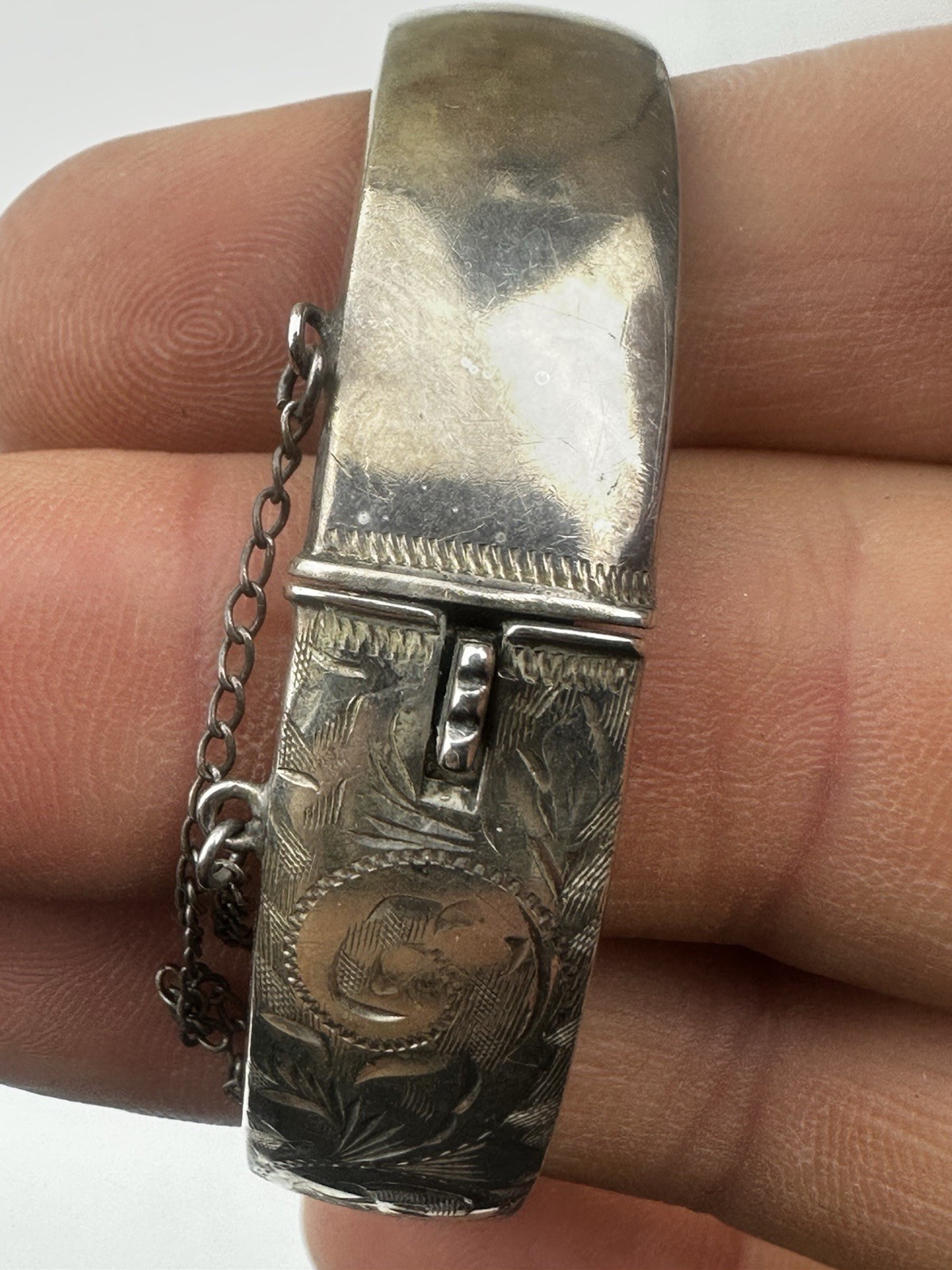 Sterling .925 Silver Hallmarked Solid Engraved Design Bracelet Ship Worldwide