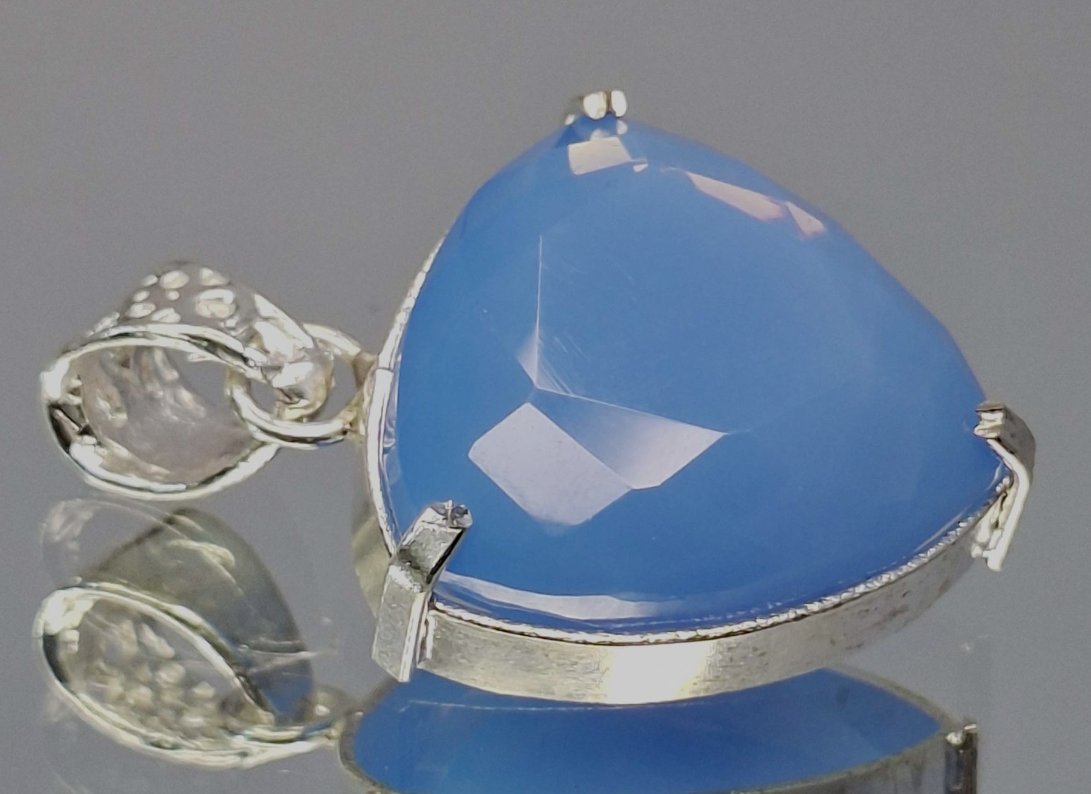 Blue Welo Opal Pendant Trillion Cut 58-60 Ct Certified Loose Gemstone SP182