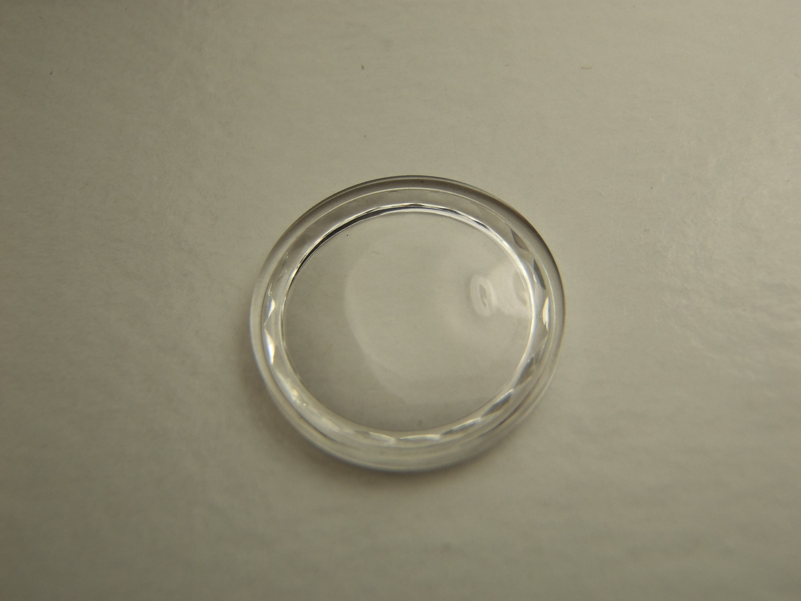 FWC HIGH ROUND Diamond Edge PLASTIC WATCH STEP CRYSTAL 15.4 MM NOS