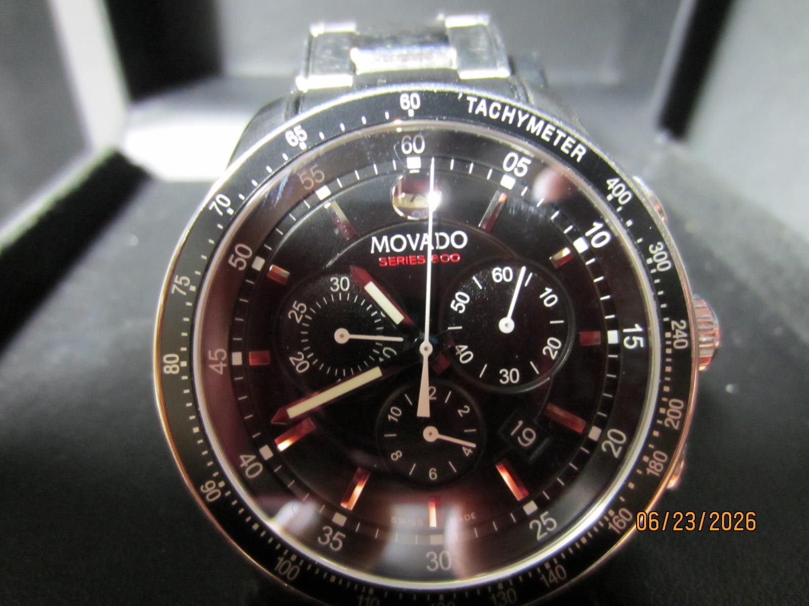 Movado Series 800 Men’s Swiss Chronograph Steel Bracelet Watch 42mm – Silver