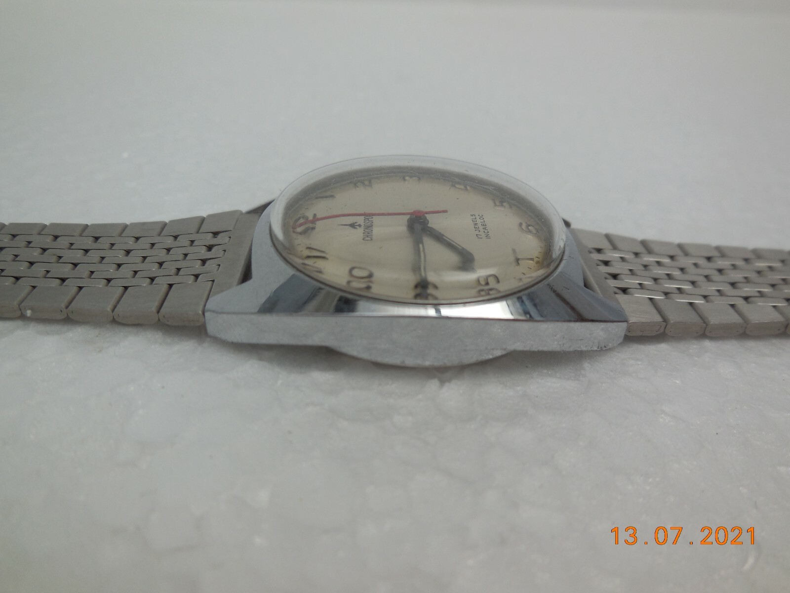 Vintage Swiss Chronosport 17 Jewel Incabloc Watch ~ Stainless Steel Case & Strap