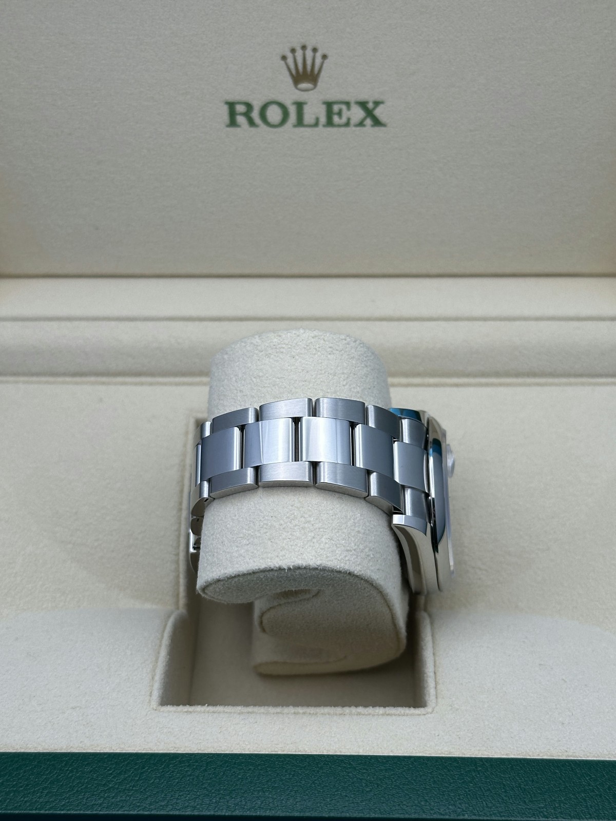 Rolex Datejust 126200 Oyster Bracelet Green Dial NEW 2026