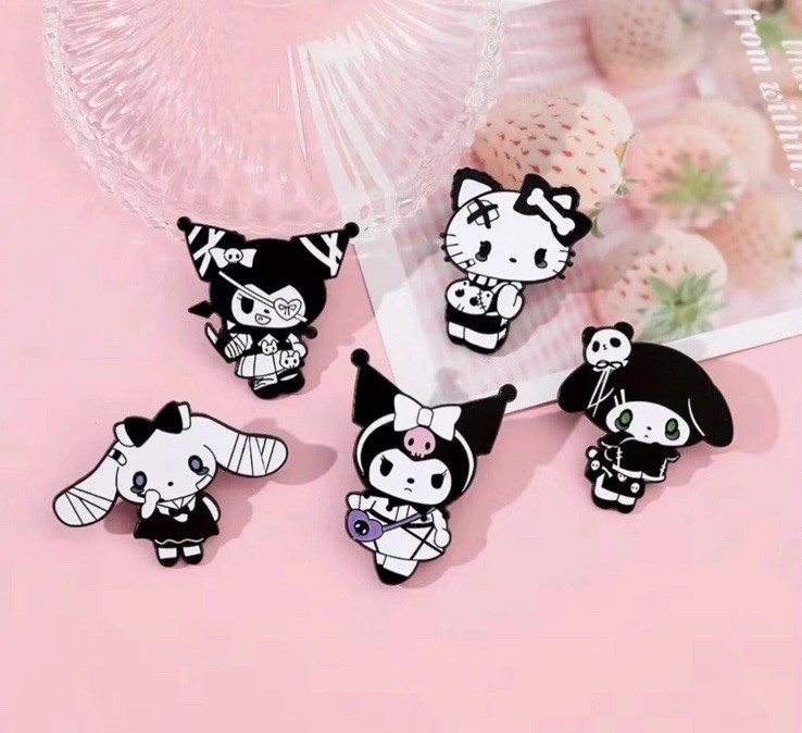 5pc Sanrio Gothic Pins Miniso Hello Kitty Kuromi Cinnamoroll My Melody