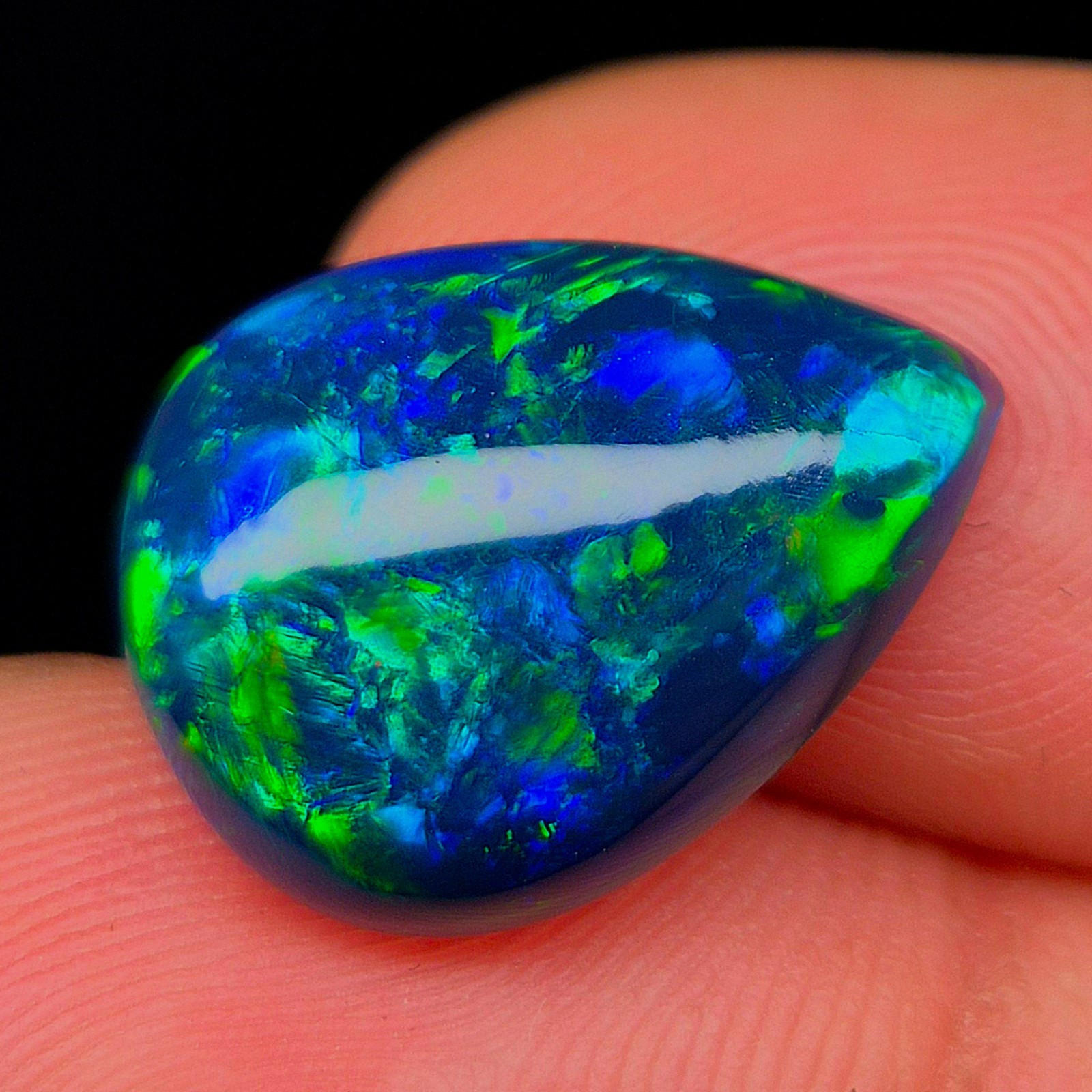6.40 CT Natural Ethiopian ++Opal Multi Fire Loose Cabochon Gemstone 17×13 mm