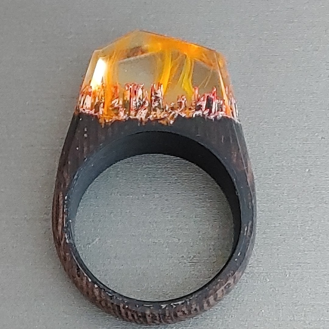 Wood and Resin Ring Faceted Red Orange Brown Landscape Design Size 11.25