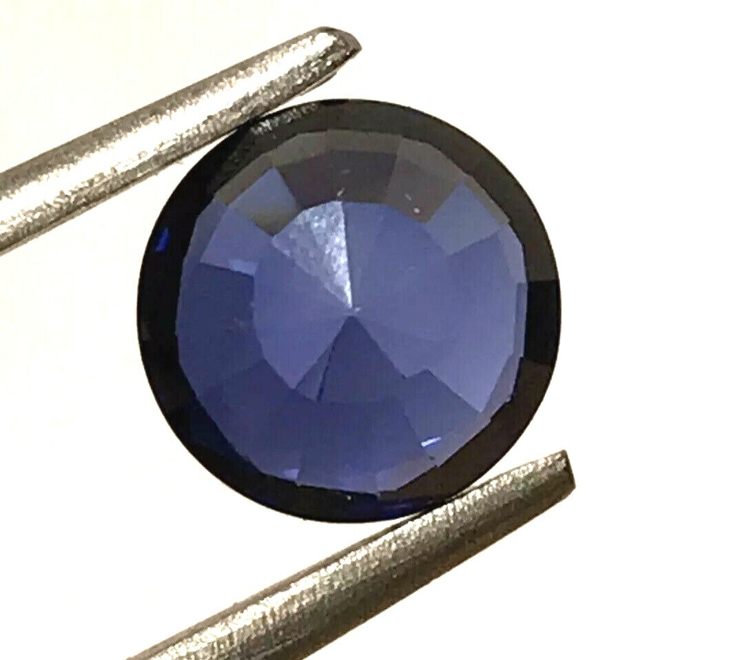 3.70 Ct Natural Blue Sapphire , Excellent Round Cut , VS Clarity.9 mohs