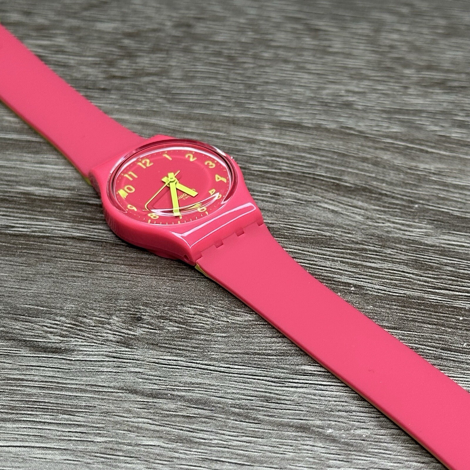 NEW✅ LIMITED✅ Swatch BIKO ROSE Pink Silicone Wrap Around Ladies Watch LP131