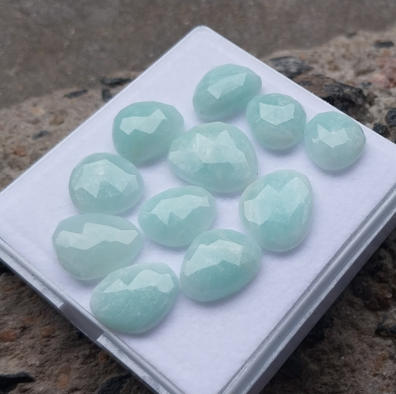 53.5 Ct 12×13-15×17.5 MM Natural Green Color Amazonite Rose Cut Shape 11 PCS lot