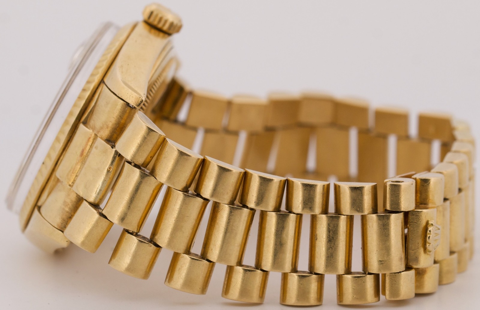 1978 Rolex Day-Date President CHAMPAGNE Fluted 36mm 18K Yellow Gold Watch 18038