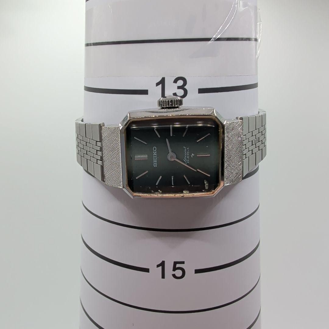 Working item SEIKO Special 23 jewels ladies wristwatch vintage