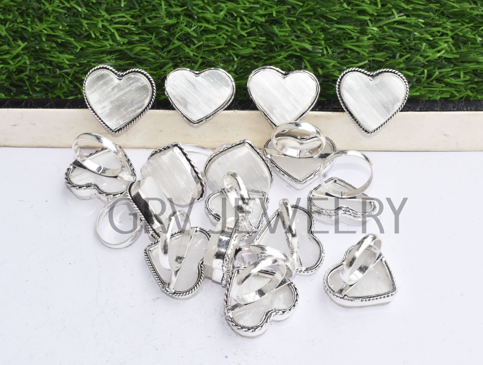 1-500 Pcs Selenite In Wholesale Stone Heart Rings Lot Bulk: Silver Plated Whr-72