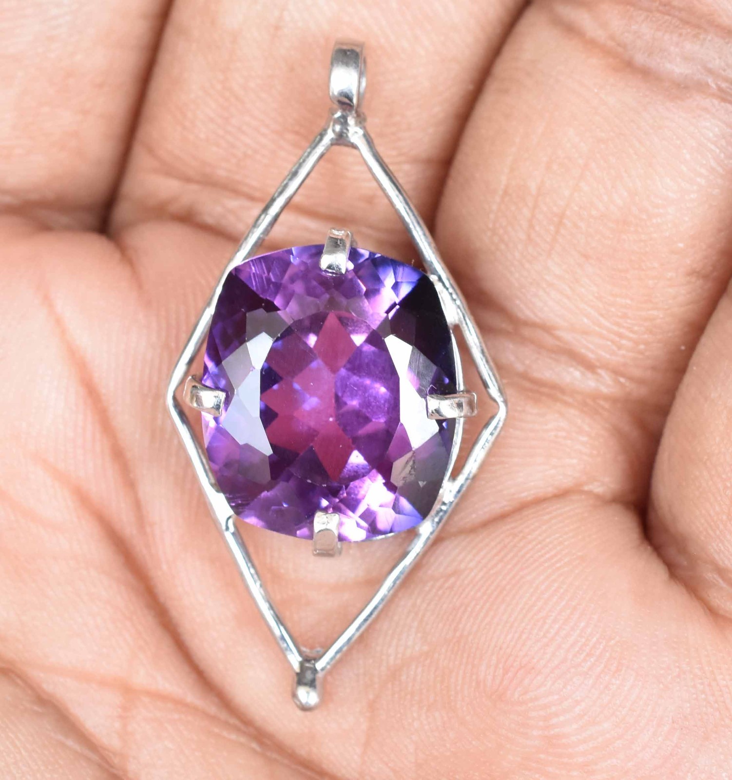 22.95 Ct Natural Boysenberry Sapphire 925 Sterling Silver Pendant AGL Certified