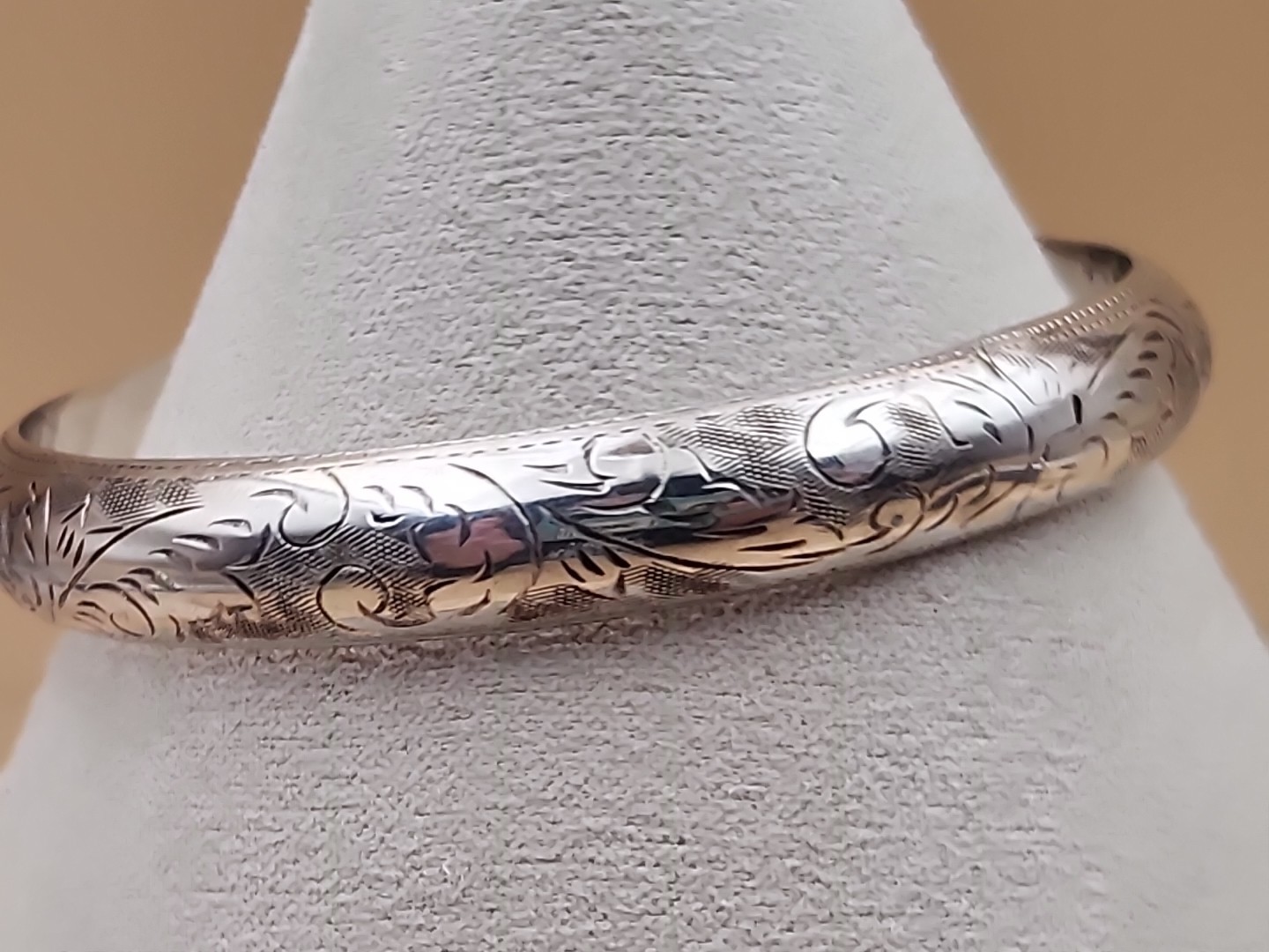 Sterling Silver Vintage Hand Engraved/Hinged Cuff Bracelet With Safety Chain