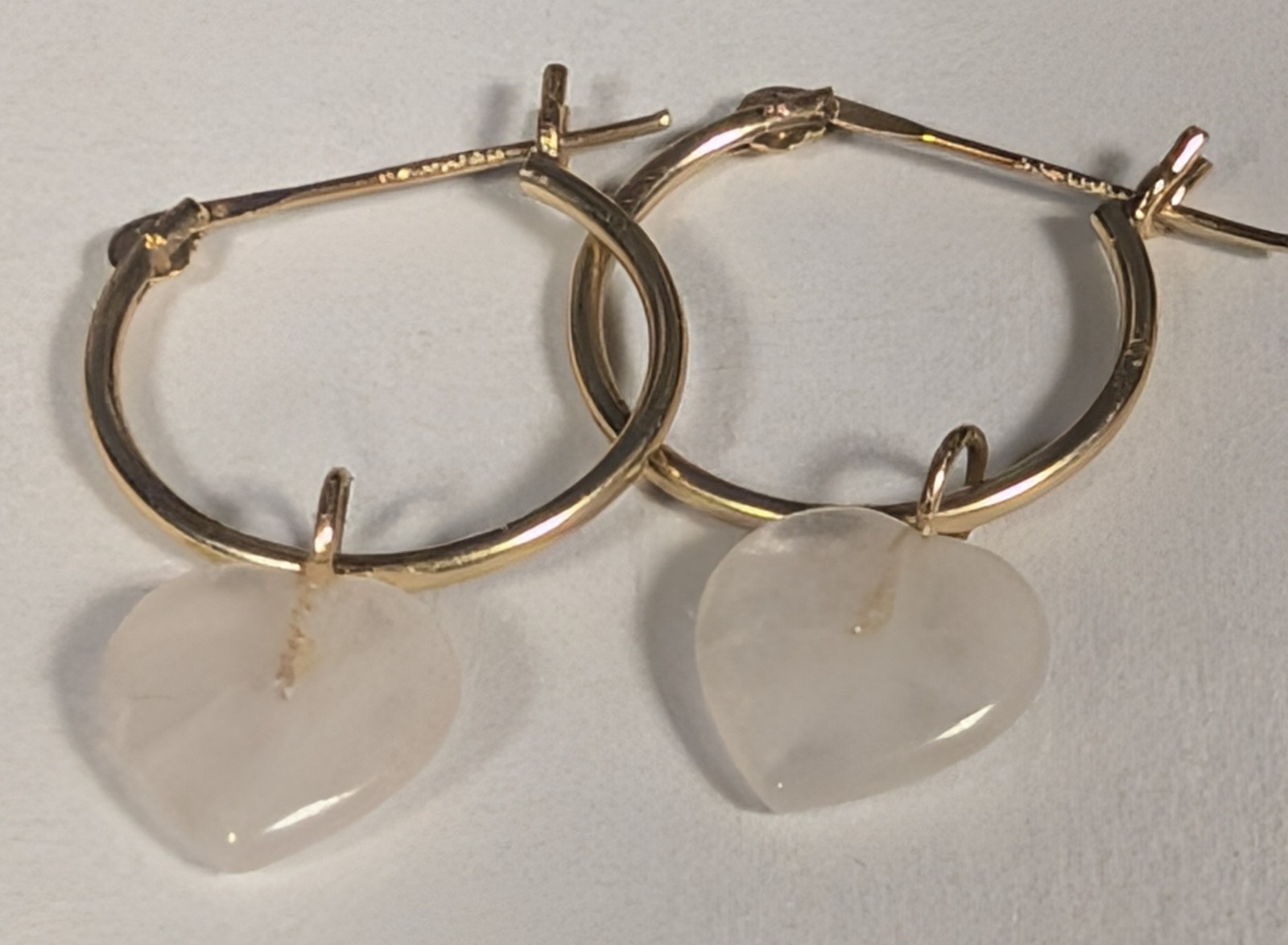 14K Yellow Gold Hoop Earrings Rose Quartz Heart Charms ZZ 585 Hallmarked 0.85g
