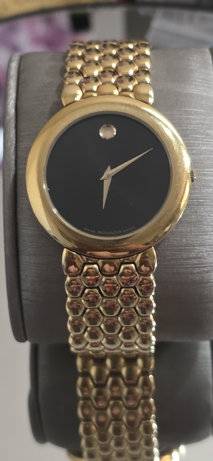 Movado Unisex 35mm 87A2862 Quartz Steel yellow gold plated Ultra Thin Case 5mm.