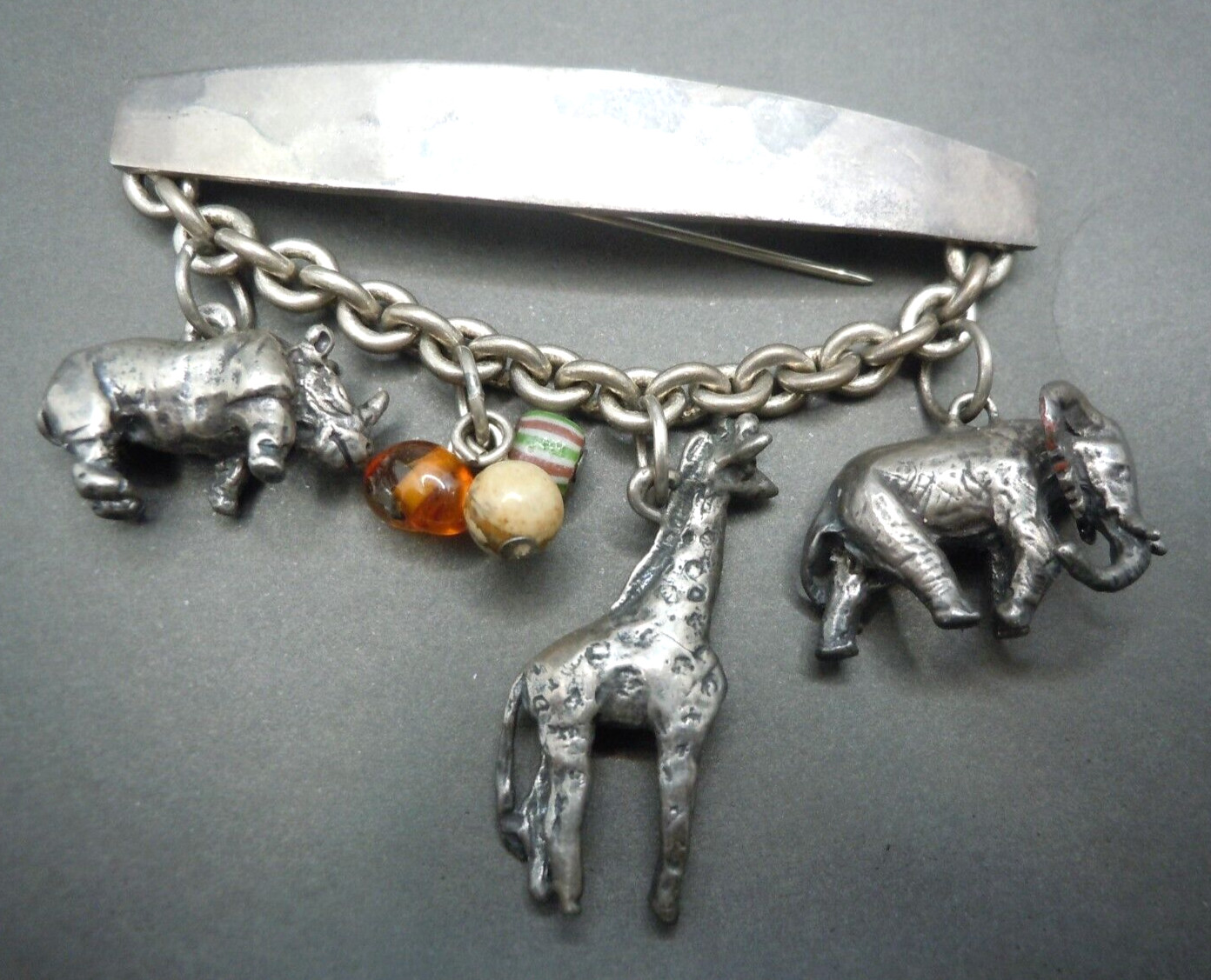 Vintage SUSAN CUMMINGS Endangered Species Sterling Silver Brooch Pin Giraffe +++