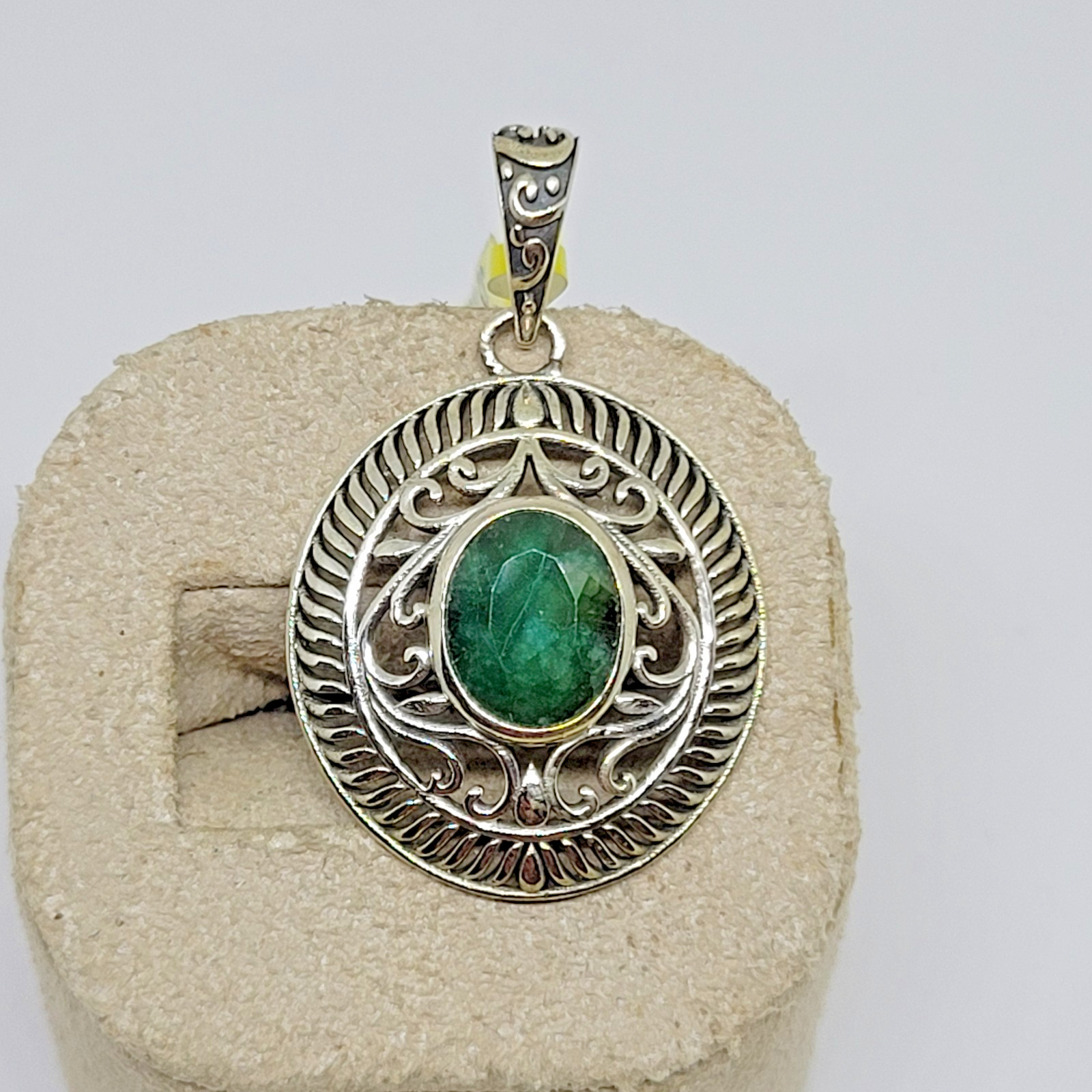 ShopLC Artisan Crafted Sterling Silver 3.94 ctw Green Sapphire Openwork Pendant