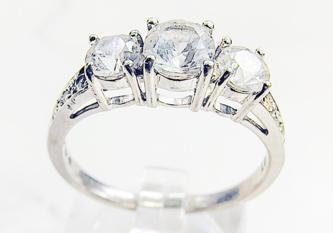 Andin 10K White Gold 1.00CT Diamond Ring • Size 8 • 9 Diamonds • 2.58g