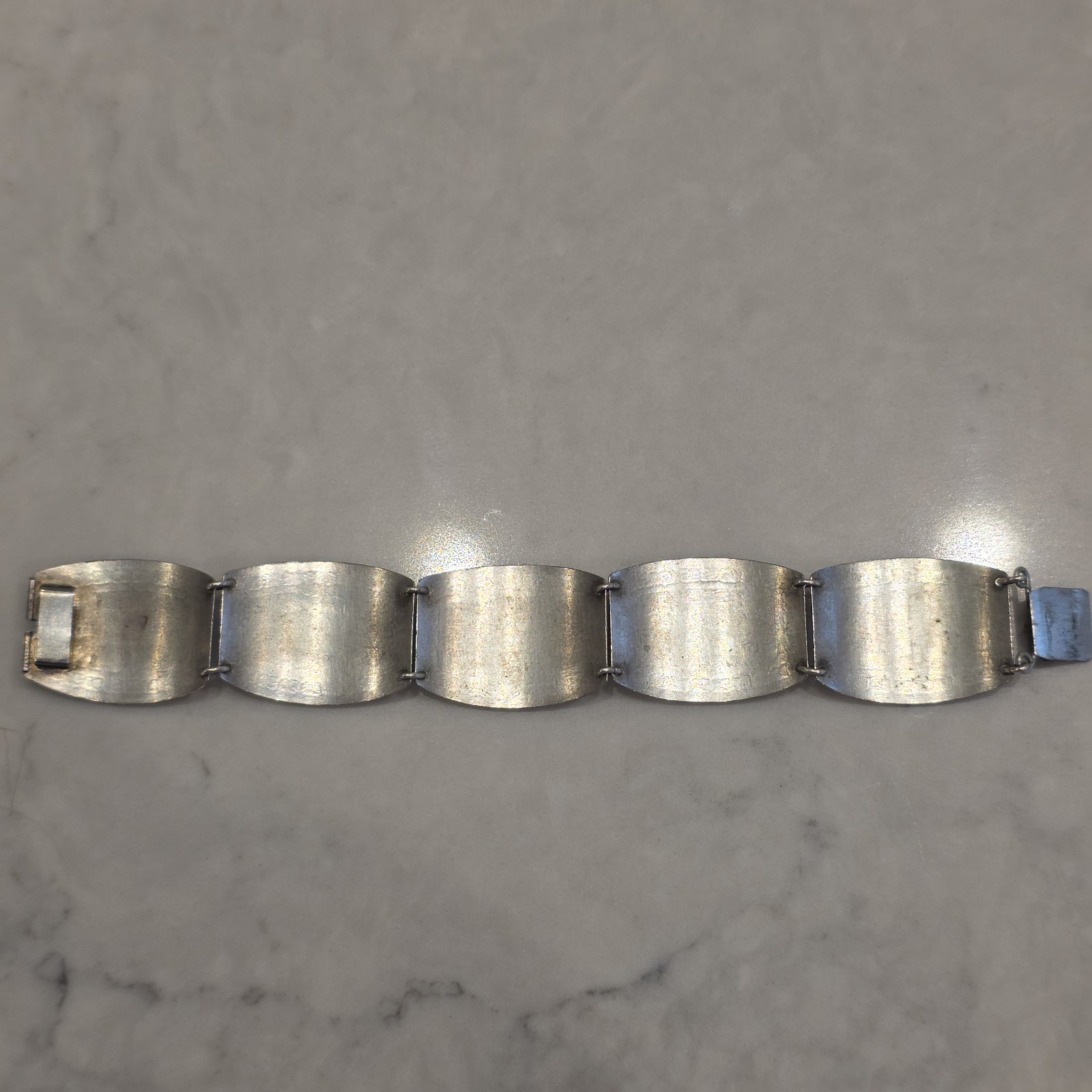 Vintage Peruvian Silver Tone Storyteller Engraved Panel Bracelet – 7 inch