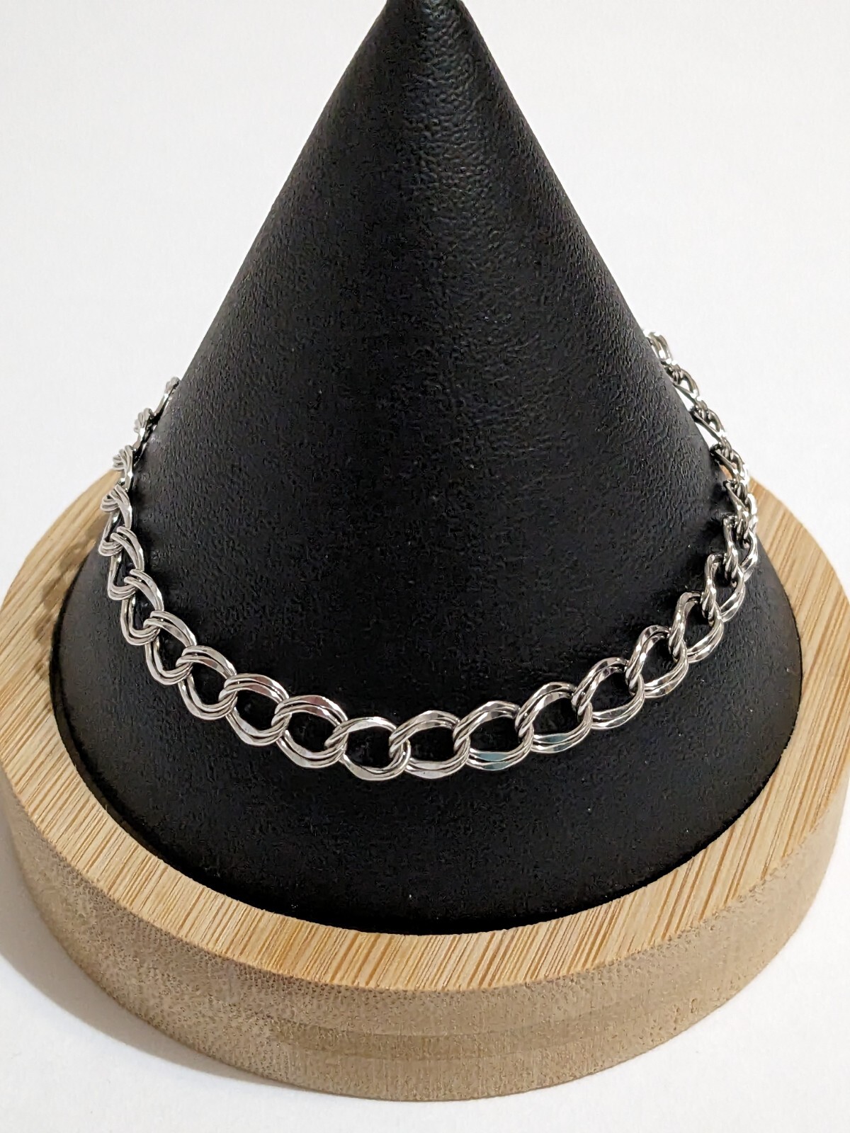 Silver Tone Double Oval Link Chain Bracelet. Modern. Minimalist. 7.5″.
