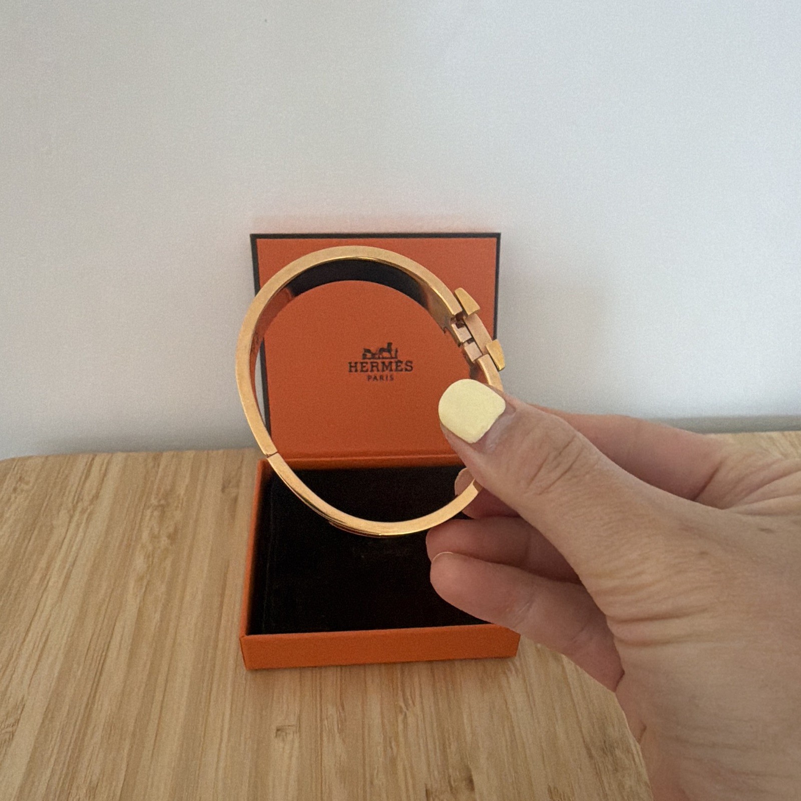 HERMÈS Clic H Bracelet Rose Gold Papaye Size Pm