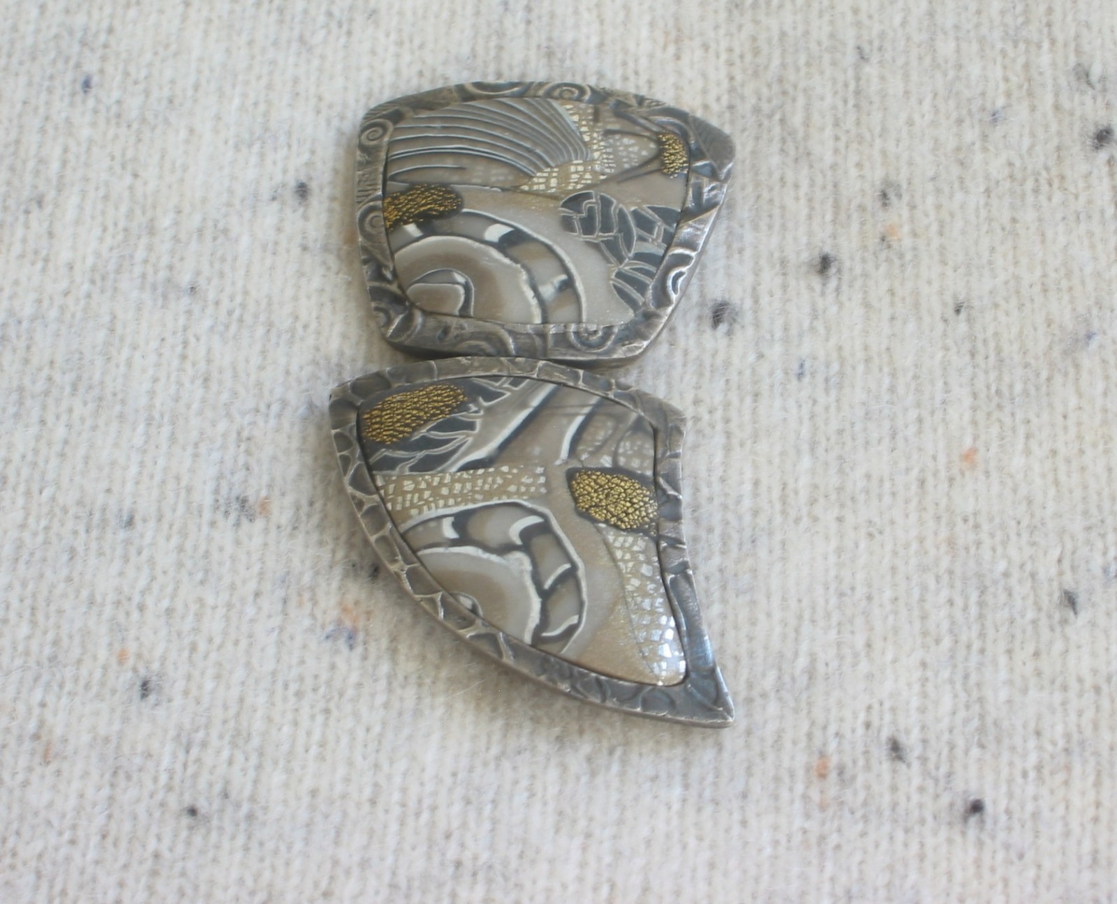 BROOCH PIN & PENDANT 2-IN-1 CONTEMPORARY ABSTRACT SIGNED MIXED MEDIA LAPEL PIECE