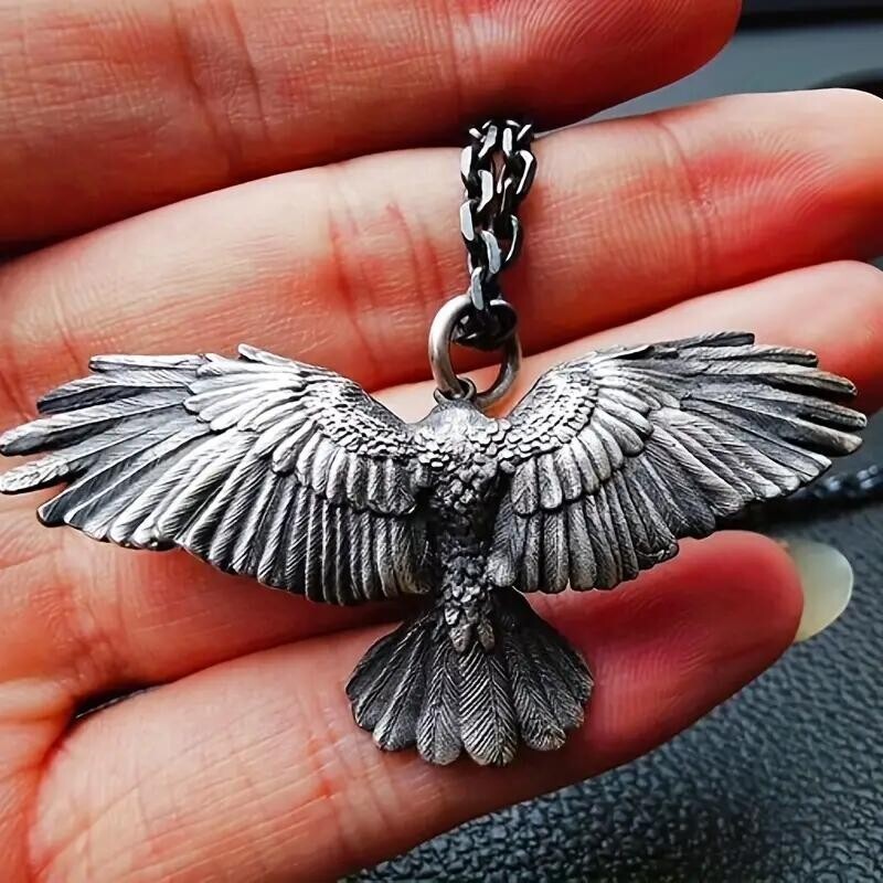 Vintage Silvery Eagle Pendant Necklace Fashionable Hip-Hop Men’s Accessory Gift