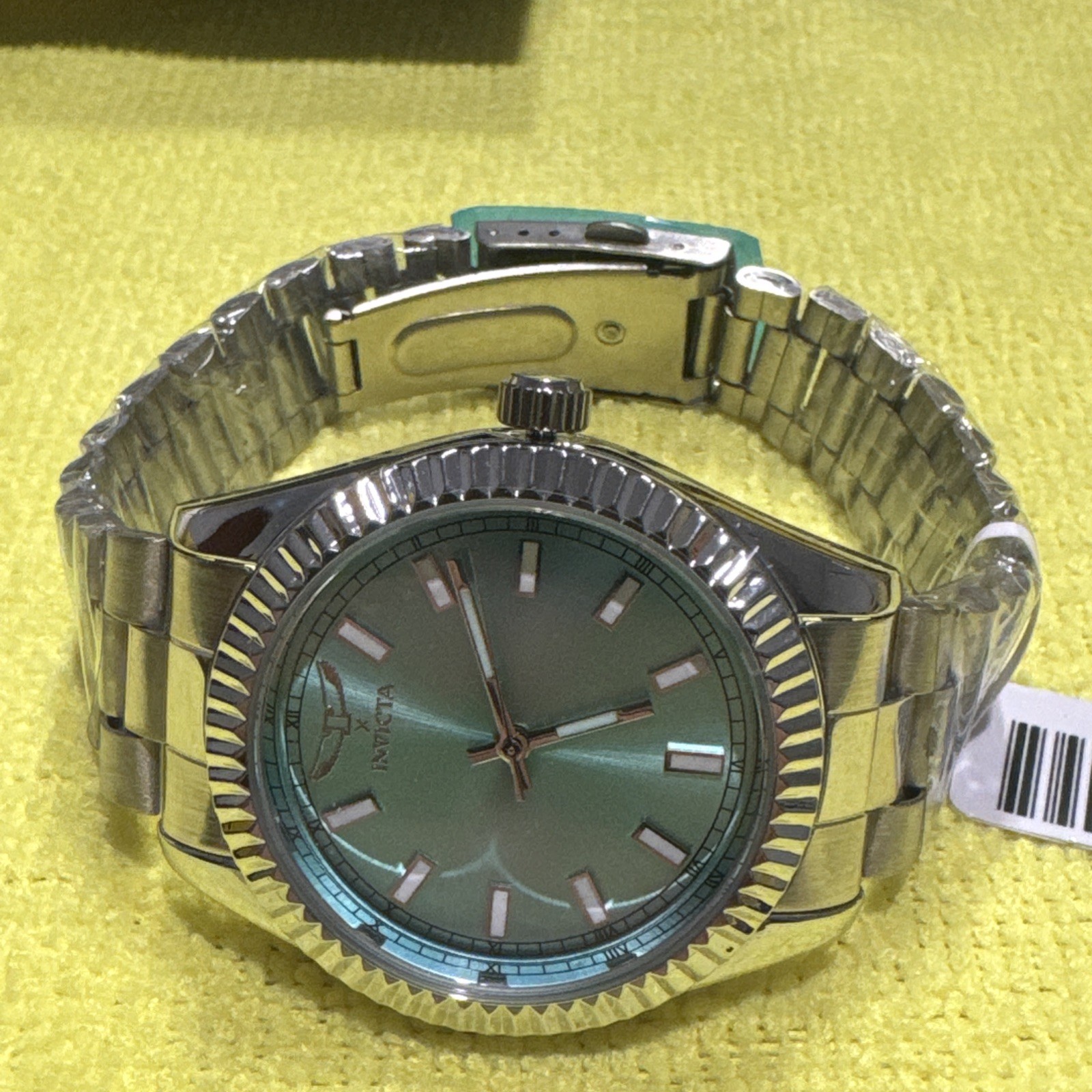 Invicta 42mm Specialty – SS – Flame Fusion Crystal Fluted Bezel (70049)