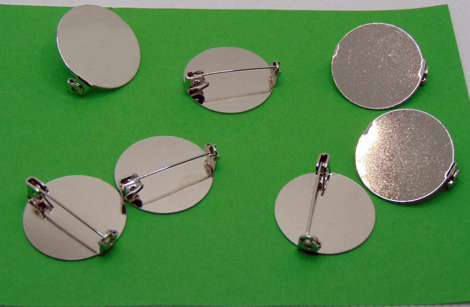 Metal Round Pin Back 1″ disc (25mm) Blank Pad Findings Plain Silver Flat Pad