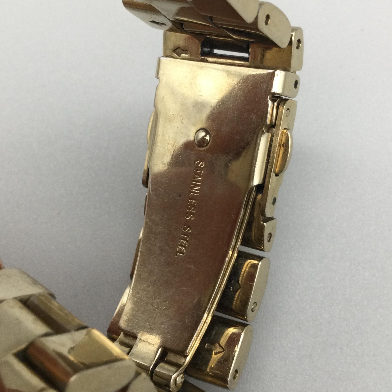 Marc By Marc Jacobs Womens Watch 36mm Gold Tone Bracelet MBM3243