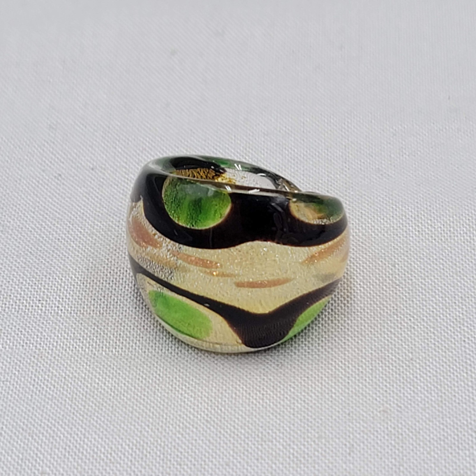 Multicolor Glass Wrap Cocktail Ring Womens Size 8 Gold Green Black Gold Bold
